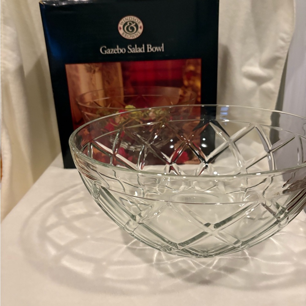 Windsor Browne Clear Glass Gazebo Salad Bowl in original box